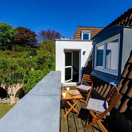 Mit Sonnenbalkon & Parkplatz