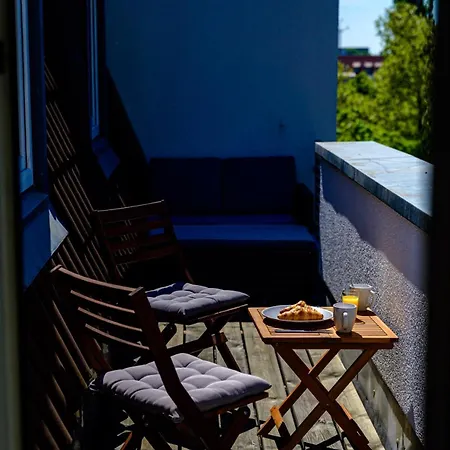 Ava Escapes - Maxi I - Parkplatz - Balkon Neustadt an der Weinstraße