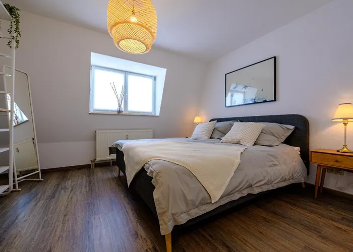 Mit Sonnenbalkon & Parkplatz *